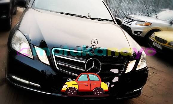 Buy Used Mercedes‒Benz E–Class Black Car in Bandundu in Bandundu