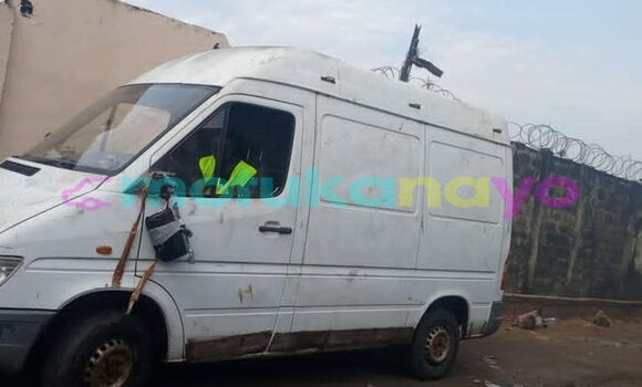 Acheter Occasion Voiture Mercedes‒Benz S–Class Blanc à Basoko, Haut-Congo Acheter Occasion Voiture Mercedes‒Benz S–Class Blanc à Basoko, Haut-Congo