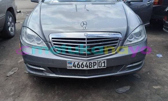 Buy Used Mercedes-Benz C-klasse Other Car in Kinshasa in Kinshasa