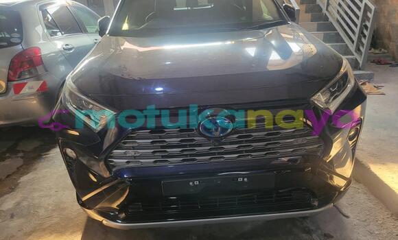 Acheter Occasion Voiture Toyota RAV 4 Bleu à Kinshasa, Kinshasa Acheter Occasion Voiture Toyota RAV 4 Bleu à Kinshasa, Kinshasa