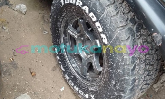 Buy Used Toyota FJ Cruiser Silver Car in Kinshasa in Kinshasa Buy Used Toyota FJ Cruiser Silver Car in Kinshasa in Kinshasa