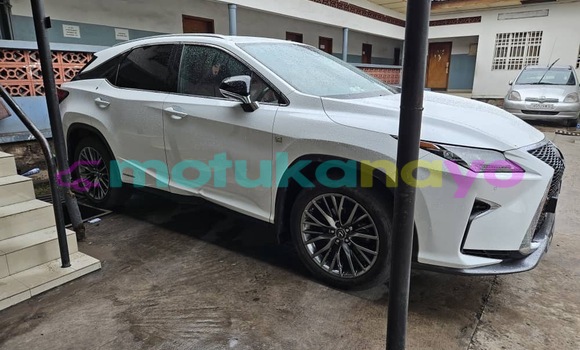 Acheter Occasion Voiture Lexus RX 350 Blanc à Kinshasa, Kinshasa Acheter Occasion Voiture Lexus RX 350 Blanc à Kinshasa, Kinshasa