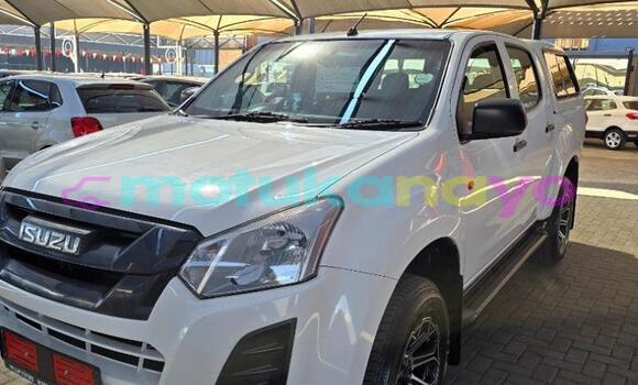 Buy Used Isuzu D–MAX White Car in Kinshasa in Kinshasa Buy Used Isuzu D–MAX White Car in Kinshasa in Kinshasa