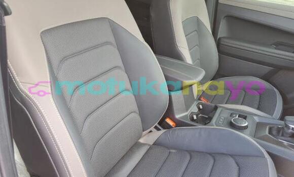 Acheter Occasion Voiture Volkswagen Amarok Blanc à Kinshasa, Kinshasa Acheter Occasion Voiture Volkswagen Amarok Blanc à Kinshasa, Kinshasa