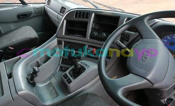 Buy Used Nissan UD White Truck in Kinshasa in Kinshasa Buy Used Nissan UD White Truck in Kinshasa in Kinshasa