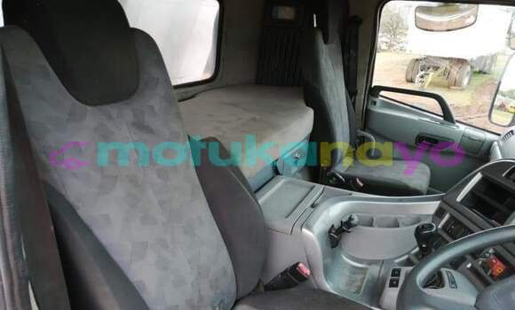Buy Used Nissan UD White Truck in Kinshasa in Kinshasa Buy Used Nissan UD White Truck in Kinshasa in Kinshasa