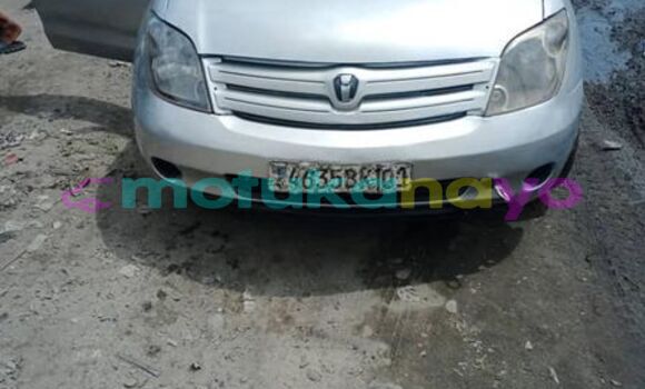 Buy Used Toyota IST Other Car in Kinshasa in Kinshasa Buy Used Toyota IST Other Car in Kinshasa in Kinshasa