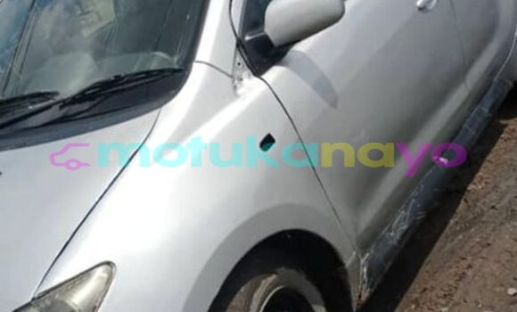 Buy Used Toyota IST Other Car in Kinshasa in Kinshasa Buy Used Toyota IST Other Car in Kinshasa in Kinshasa
