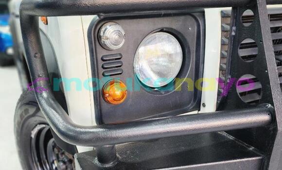 Buy Used Land Rover Defender Other Car in Kinshasa in Kinshasa Buy Used Land Rover Defender Other Car in Kinshasa in Kinshasa