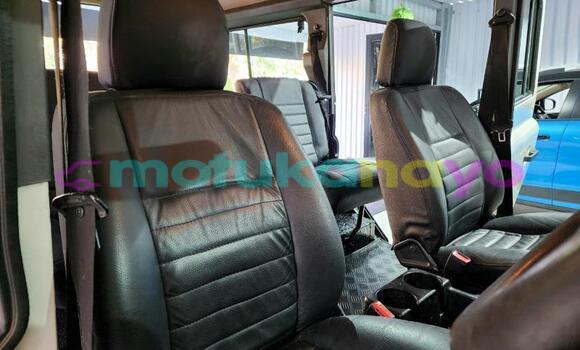 Buy Used Land Rover Defender Other Car in Kinshasa in Kinshasa Buy Used Land Rover Defender Other Car in Kinshasa in Kinshasa