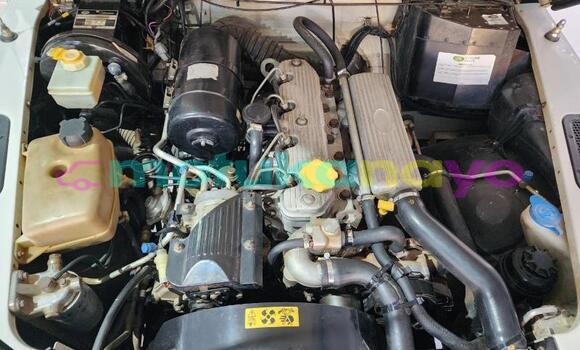 Buy Used Land Rover Defender Other Car in Kinshasa in Kinshasa Buy Used Land Rover Defender Other Car in Kinshasa in Kinshasa