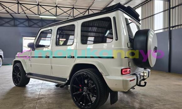 Buy Used Mercedes-Benz G-klasse White Car in Lubumbashi in Katanga Buy Used Mercedes-Benz G-klasse White Car in Lubumbashi in Katanga