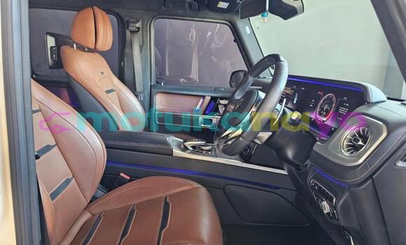 Buy Used Mercedes-Benz G-klasse White Car in Lubumbashi in Katanga Buy Used Mercedes-Benz G-klasse White Car in Lubumbashi in Katanga