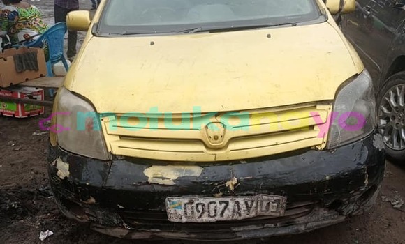 Buy Used Toyota IST Other Car in Kinshasa in Kinshasa