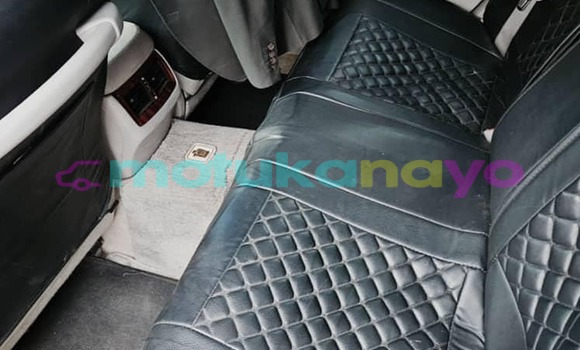 Acheter Occasion Voiture Toyota Crown Noir à Kinshasa, Kinshasa Acheter Occasion Voiture Toyota Crown Noir à Kinshasa, Kinshasa