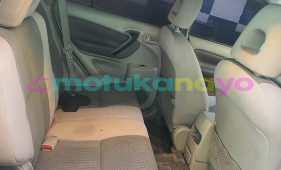 Acheter Occasion Voiture Toyota RAV4 Autre à Beni, Nord-Kivu Acheter Occasion Voiture Toyota RAV4 Autre à Beni, Nord-Kivu