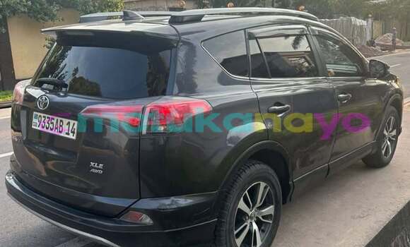 Acheter Occasion Voiture Toyota RAV4 Noir à Kinshasa, Kinshasa Acheter Occasion Voiture Toyota RAV4 Noir à Kinshasa, Kinshasa