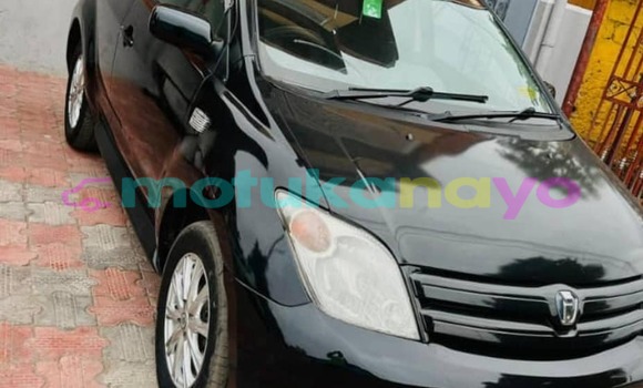 Acheter Occasion Voiture Toyota IST Noir à Kinshasa, Kinshasa Acheter Occasion Voiture Toyota IST Noir à Kinshasa, Kinshasa