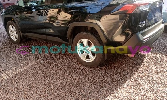 Acheter Occasion Voiture Toyota RAV4 Noir à Basoko, Haut-Congo Acheter Occasion Voiture Toyota RAV4 Noir à Basoko, Haut-Congo