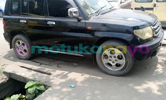 Acheter Occasion Voiture Mitsubishi Pajero Noir à Basoko, Haut-Congo Acheter Occasion Voiture Mitsubishi Pajero Noir à Basoko, Haut-Congo