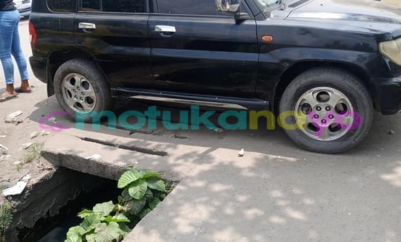 Acheter Occasion Voiture Mitsubishi Pajero Noir à Basoko, Haut-Congo Acheter Occasion Voiture Mitsubishi Pajero Noir à Basoko, Haut-Congo