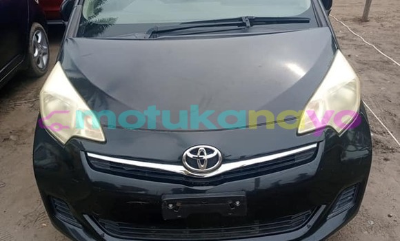 Acheter Occasion Voiture Toyota Ractis Noir à Basoko, Haut-Congo