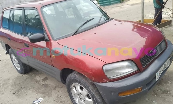 Acheter Occasion Voiture Toyota RAV4 Rouge à Basankusu, Equateur Acheter Occasion Voiture Toyota RAV4 Rouge à Basankusu, Equateur