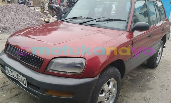 Acheter Occasion Voiture Toyota RAV4 Rouge à Basankusu, Equateur Acheter Occasion Voiture Toyota RAV4 Rouge à Basankusu, Equateur