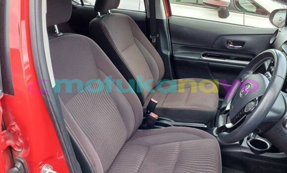 Buy Used Toyota Aqua Red Car in Kinshasa in Kinshasa Buy Used Toyota Aqua Red Car in Kinshasa in Kinshasa