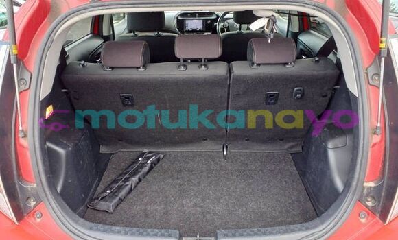 Buy Used Toyota Aqua Red Car in Kinshasa in Kinshasa Buy Used Toyota Aqua Red Car in Kinshasa in Kinshasa