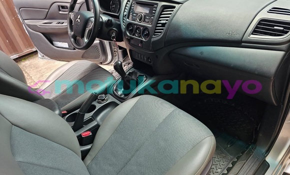 Acheter Occasion Voiture Mitsubishi L200 Gris à Kinshasa, Kinshasa Acheter Occasion Voiture Mitsubishi L200 Gris à Kinshasa, Kinshasa