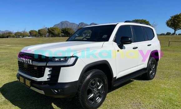 Buy Used Toyota Land Cruiser White Car in Lubumbashi in Katanga Buy Used Toyota Land Cruiser White Car in Lubumbashi in Katanga