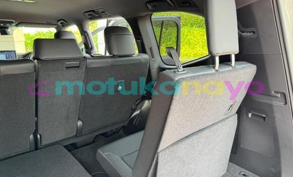 Buy Used Toyota Land Cruiser White Car in Lubumbashi in Katanga Buy Used Toyota Land Cruiser White Car in Lubumbashi in Katanga