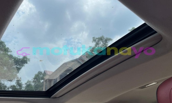 Acheter Occasion Voiture Toyota Land Cruiser Prado Blanc à Kinshasa, Kinshasa Acheter Occasion Voiture Toyota Land Cruiser Prado Blanc à Kinshasa, Kinshasa