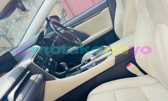 Acheter Occasion Voiture Lexus LX 570 Marron à Kinshasa, Kinshasa Acheter Occasion Voiture Lexus LX 570 Marron à Kinshasa, Kinshasa