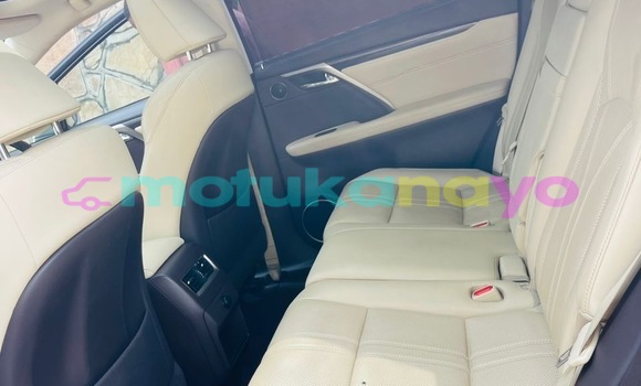 Acheter Occasion Voiture Lexus LX 570 Marron à Kinshasa, Kinshasa Acheter Occasion Voiture Lexus LX 570 Marron à Kinshasa, Kinshasa