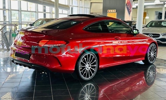 Buy Used Mercedes‒Benz C–Class Red Car in Kinshasa in Kinshasa Buy Used Mercedes‒Benz C–Class Red Car in Kinshasa in Kinshasa