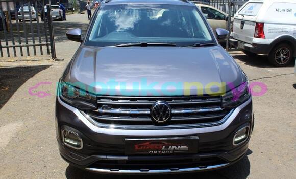 Acheter Occasion Voiture Volkswagen T-Roc Autre à Kinshasa, Kinshasa Acheter Occasion Voiture Volkswagen T-Roc Autre à Kinshasa, Kinshasa