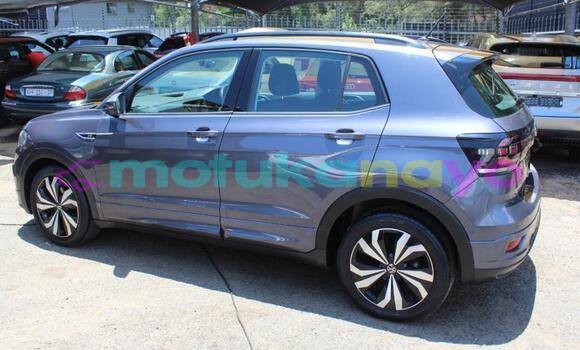 Acheter Occasion Voiture Volkswagen T-Roc Autre à Kinshasa, Kinshasa Acheter Occasion Voiture Volkswagen T-Roc Autre à Kinshasa, Kinshasa