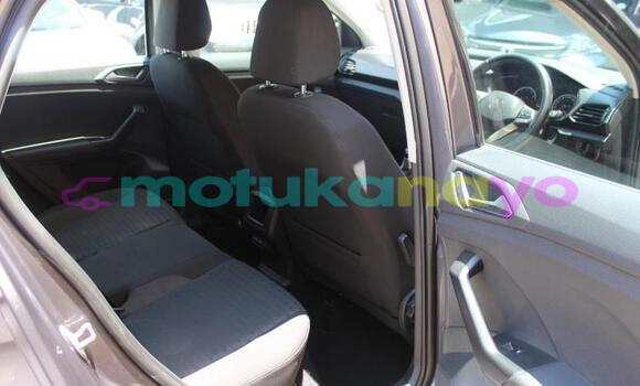 Acheter Occasion Voiture Volkswagen T-Roc Autre à Kinshasa, Kinshasa Acheter Occasion Voiture Volkswagen T-Roc Autre à Kinshasa, Kinshasa