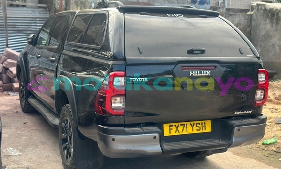 Buy Used Toyota Hilux Silver Car in Kinshasa in Kinshasa Buy Used Toyota Hilux Silver Car in Kinshasa in Kinshasa