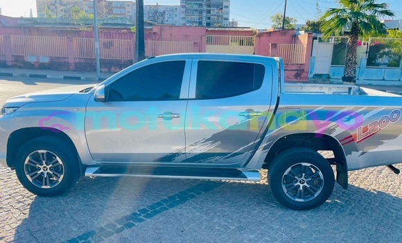 Acheter Occasion Voiture Mitsubishi L200 Gris à Kinshasa, Kinshasa Acheter Occasion Voiture Mitsubishi L200 Gris à Kinshasa, Kinshasa