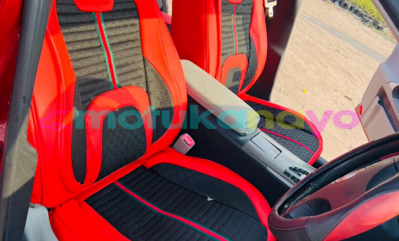 Acheter Neuf Voiture Lexus IS Rouge à Kinshasa, Kinshasa Acheter Neuf Voiture Lexus IS Rouge à Kinshasa, Kinshasa