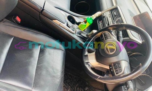 Acheter Occasion Voiture Lexus RX 350 Blanc à Kinshasa, Kinshasa Acheter Occasion Voiture Lexus RX 350 Blanc à Kinshasa, Kinshasa