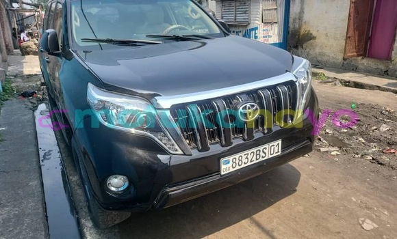 Acheter Occasion Voiture Toyota Land Cruiser Prado Noir à Kinshasa, Kinshasa Acheter Occasion Voiture Toyota Land Cruiser Prado Noir à Kinshasa, Kinshasa