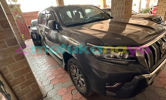 Buy Used Toyota Prado Red Car in Kinshasa in Kinshasa Buy Used Toyota Prado Red Car in Kinshasa in Kinshasa