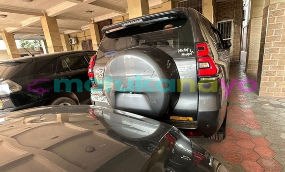 Buy Used Toyota Prado Red Car in Kinshasa in Kinshasa Buy Used Toyota Prado Red Car in Kinshasa in Kinshasa