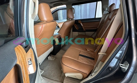 Buy Used Toyota Prado Red Car in Kinshasa in Kinshasa Buy Used Toyota Prado Red Car in Kinshasa in Kinshasa
