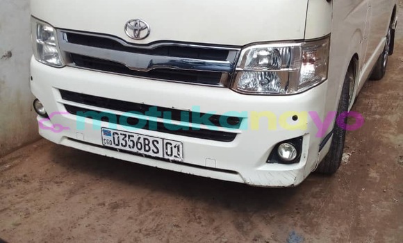 Acheter Occasion Voiture Toyota Hiace Blanc à Kinshasa, Kinshasa