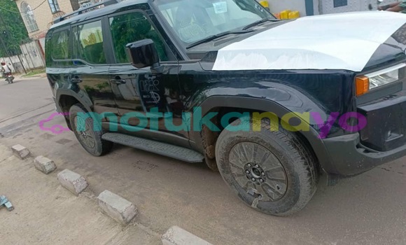 Acheter Neuf Voiture Toyota Avalon Noir à Kinshasa, Kinshasa